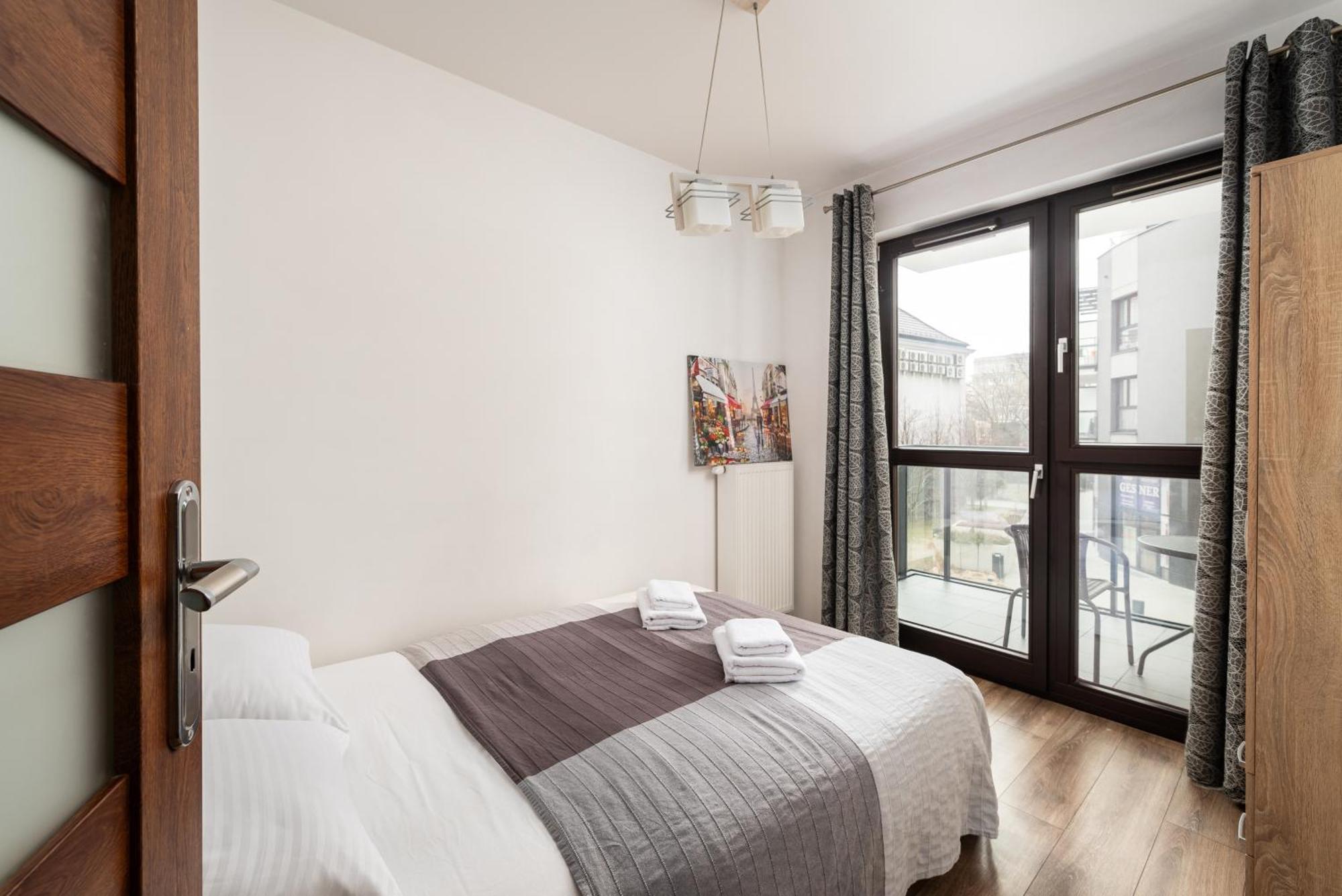 Metro Plocka Cosy Apartment Varsó Kültér fotó